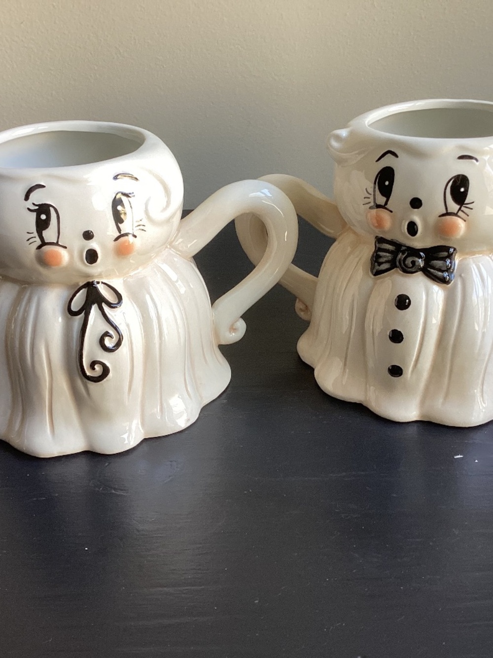 NEW Joanna Parker Halloween Girl & Boy Ghost Mug Set Ceramic White